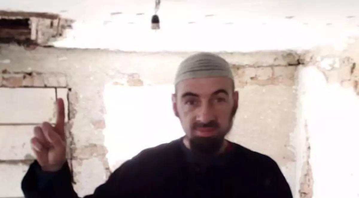 Bărbatul din Argeş convertit la Islam şi suspectat de terorism viza bazele militare din Mihail Kogălniceanu şi de la Deveselu