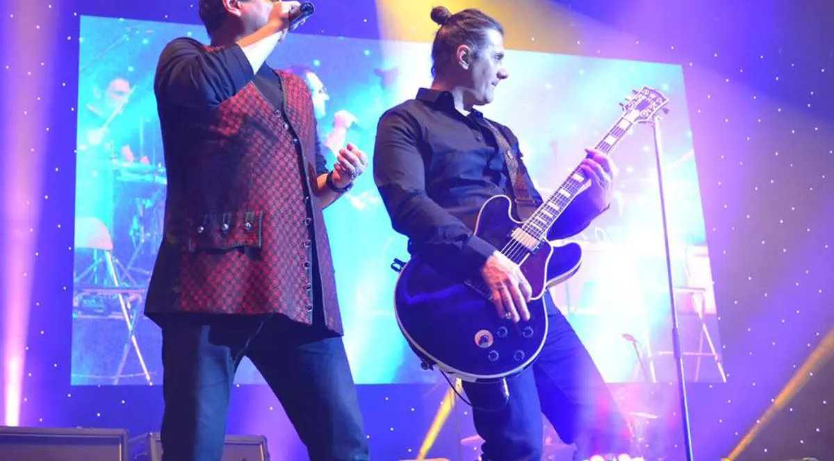 EXCLUSIV/ Tony Șeicărescu nu mai este solist al trupei Direcția 5!