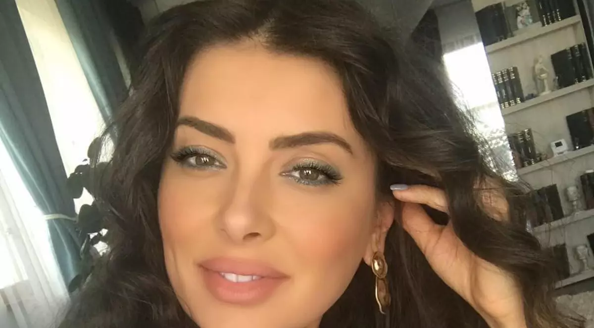 Laura Teodoru se retrage din viața publică. Prezentatoarea tv a dezvăluit motivul pentru care a luat această decizie