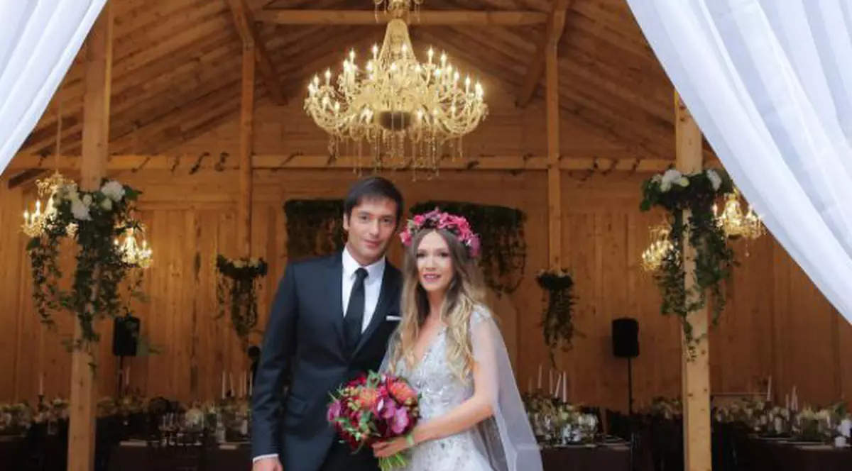 EXCLUSIV | Surpriză la doi ani de la căsătoria Adelei Popescu cu Radu Vâlcan. Au refăcut cel mai important moment din viața lor