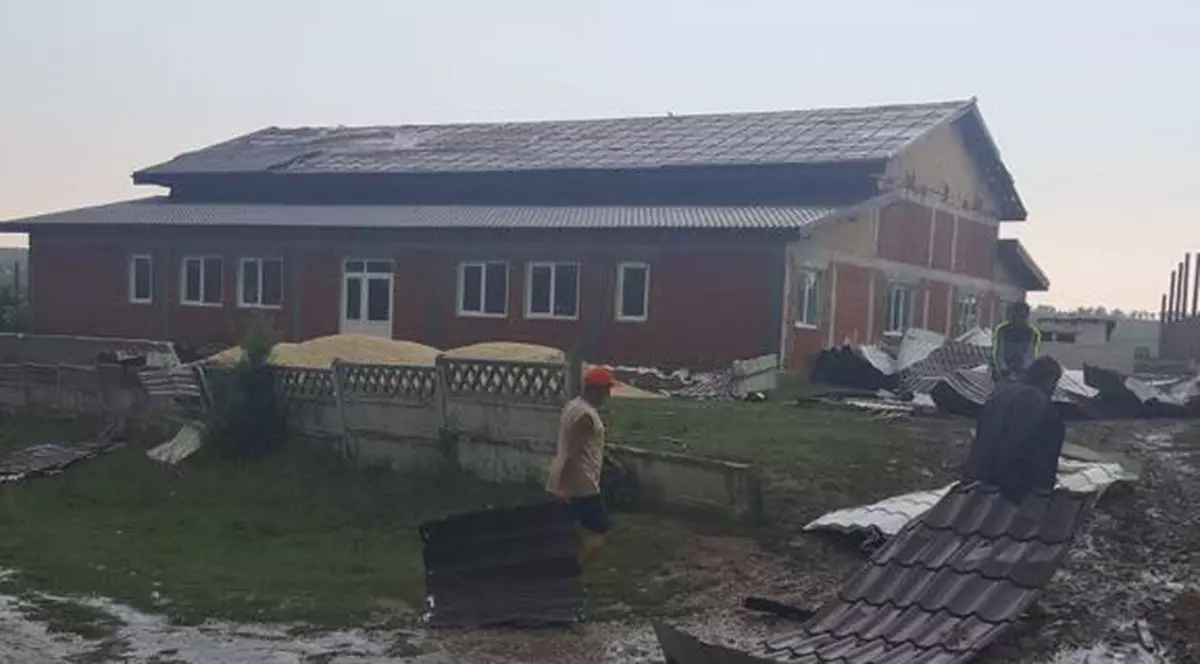 Furtună în Constanța, după caniculă. Mai multe localități din sudul județului, afectate de ploile torențiale