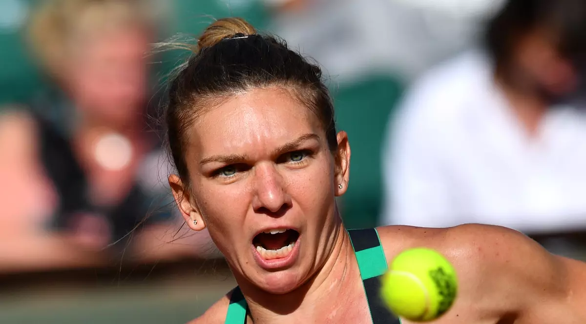 Simonei Halep i s-a făcut rău în avion