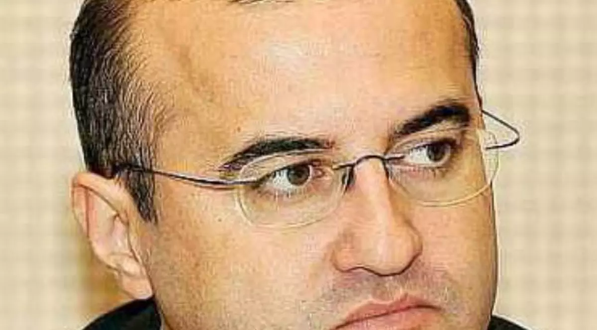 Editorial de Claudiu Săftoiu. Să plângem cu Goțiu și Palada. Despre politicieni nesimțiți față de propria nesimțire