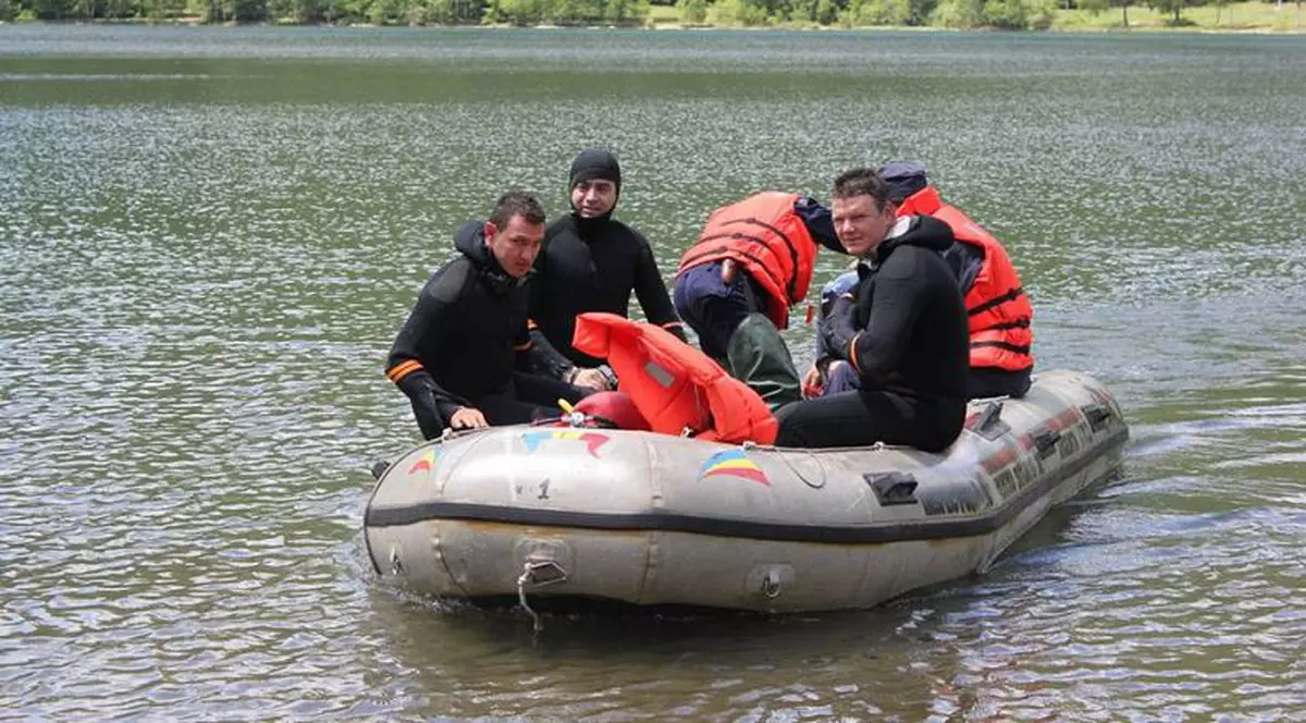 O femeie din Covasna s-a înecat în Olt. A căzut din căruța cu care voia să traverseze râul