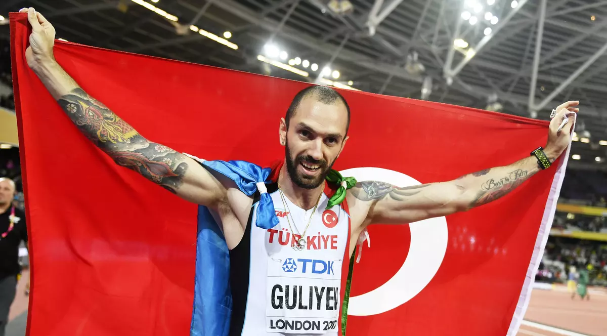 Prima medalie de aur din istorie pentru Turcia la CM! Eroul Ramil Guliyev s-a născut în Azerbaidjan!