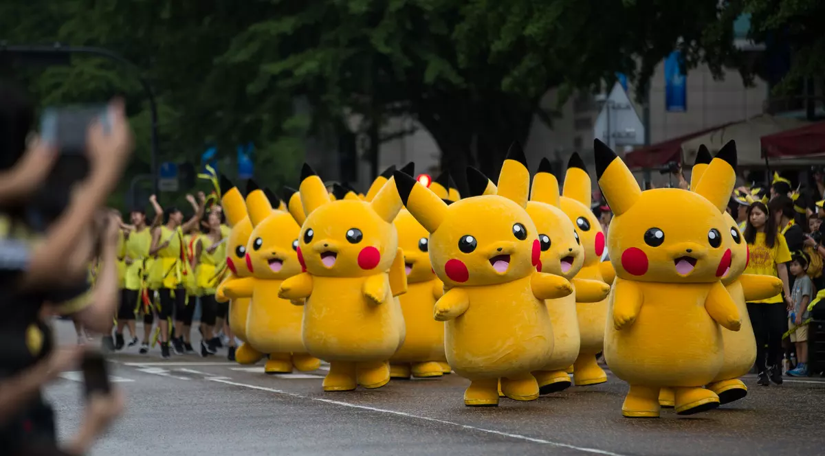 FOTO | Eveniment inedit în Japonia. Peste 100 de Pikachu au defilat pe străzile unui oraș
