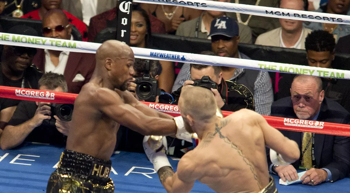 Cine ar câștiga o revanșă într-ul duel Mayweather - McGregor