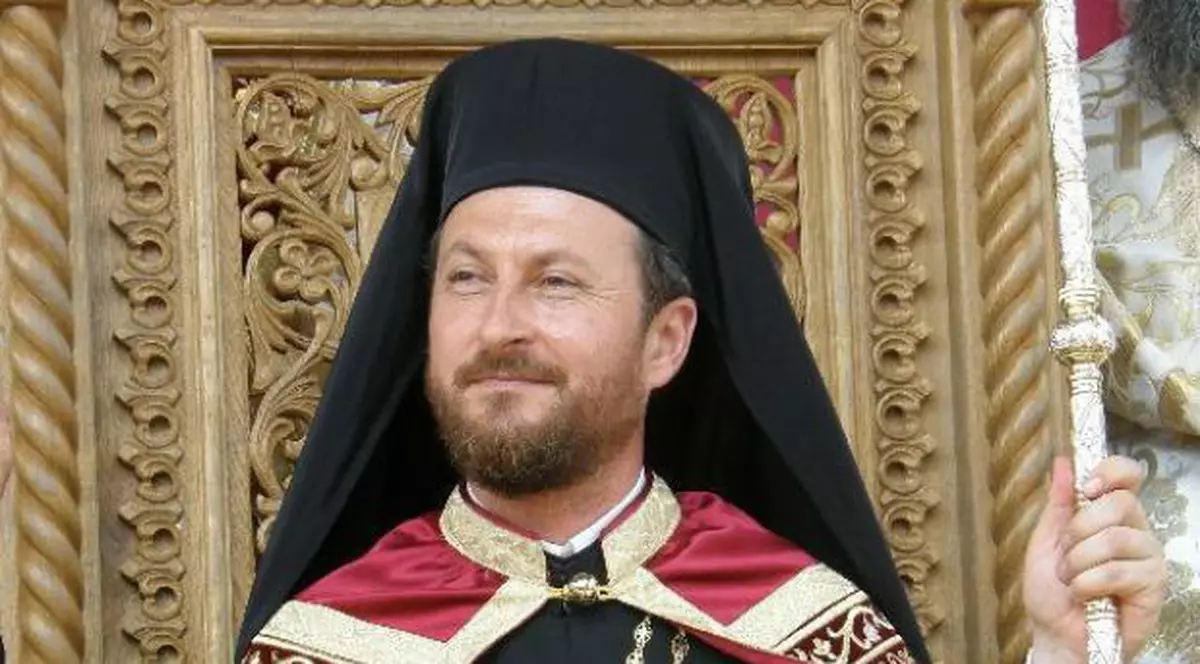 Editorial de Claudiu Săftoiu. Marea răbdare a Sfântului Sinod în cazul episcopului de Huși