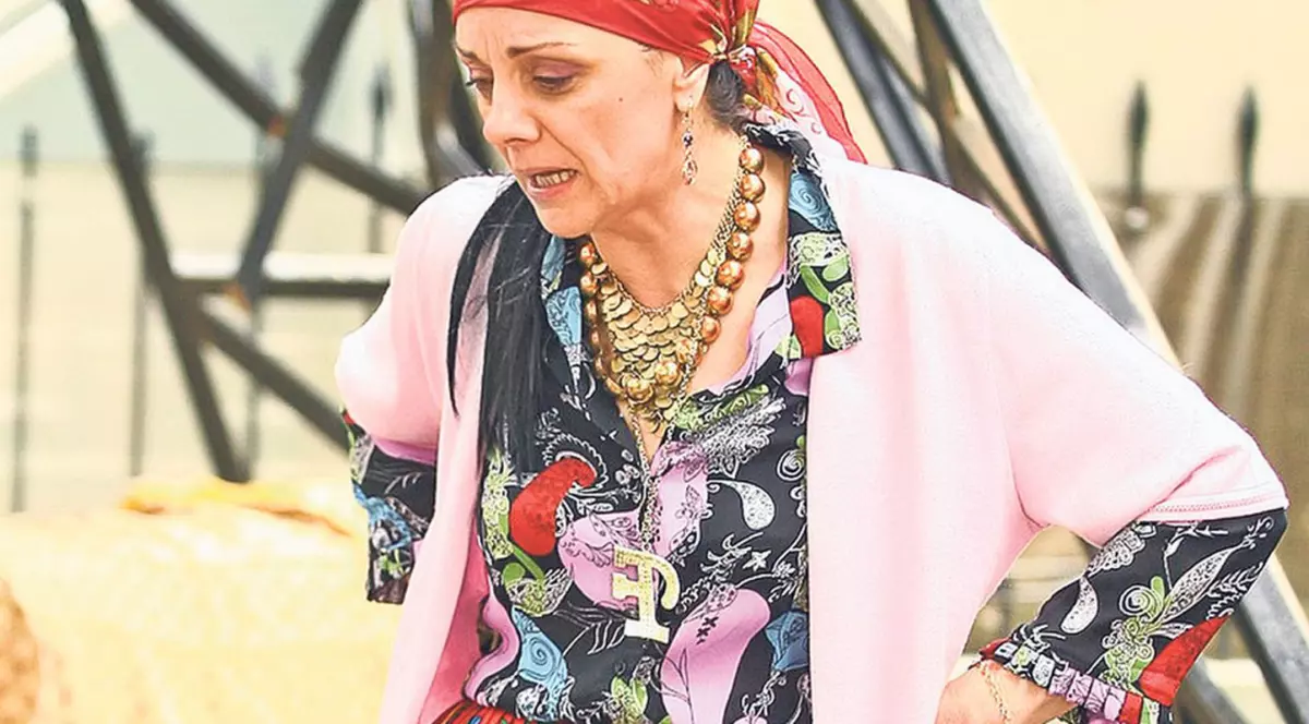 VIDEO EXCLUSIV | Carmen Tănase nu mai scapă de "Flăcărica". Decizia unei mămici după ce a văzut-o pe actriță în rolul care a făcut furori printre români