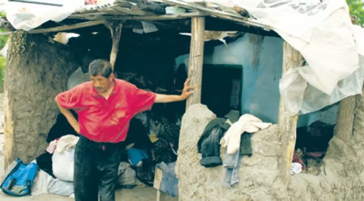 Cum l-a înfuriat un vasluian pe Gigi Becali. Moldoveanul amărât din comuna Solești a rămas fără casă