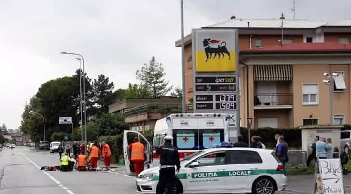 O tânără de 20 de ani din România și-a găsit sfârșitul în Italia. Lovită în plin de o mașină. Ce i-au găsit polițiștii în mână