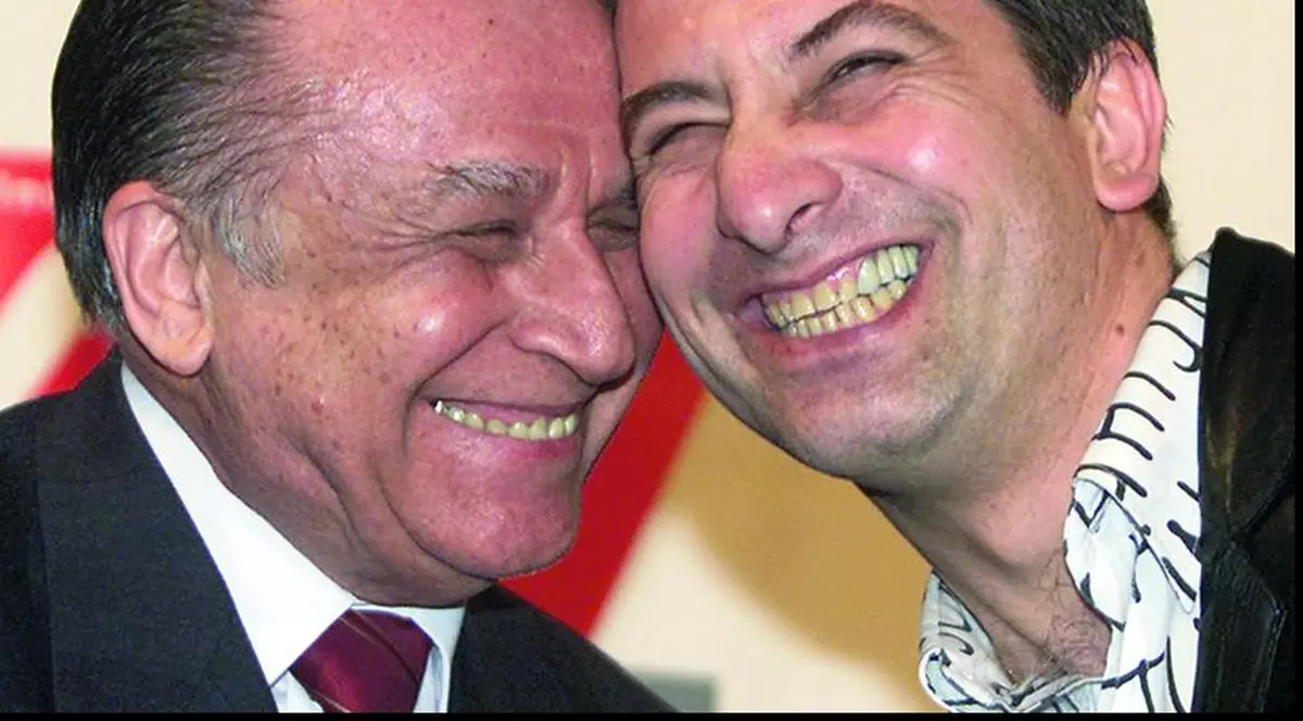 Cristian Grețcu a dat-o pe vinuri. De când Ion Iliescu nu mai e în atenția publică, actorul s-a reprofilat