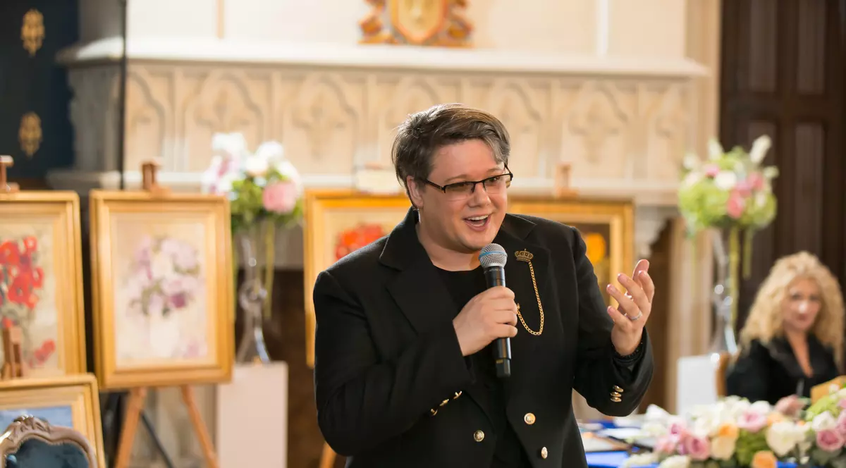 EXCLUSIV/ Motivul pentru care Fuego a acceptat să joace în reclama cu bradul. „Eu chiar am umor!”