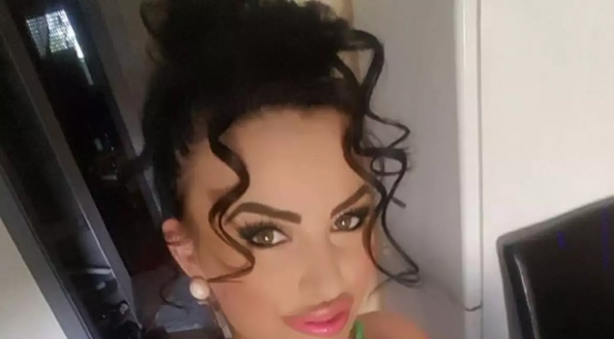 Violeta Varga, angajata sexy de la Inspectoratul Școlar Arad, a demisionat