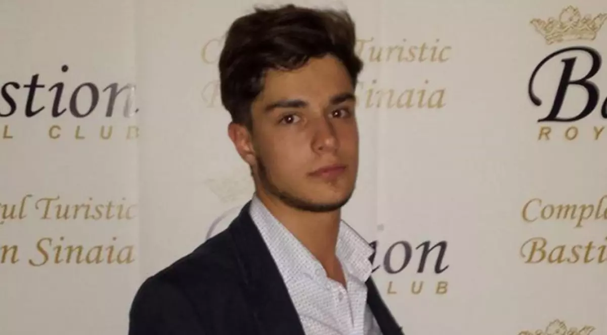 Scrisoarea sfâșietoare trimisă spre cer. Narcis Hogea, către fiul său, cea de-a 60-a victimă a incendiului din Colectiv:  Sper că ești bine în lumea Îngerilor și-mi doresc să pot să...