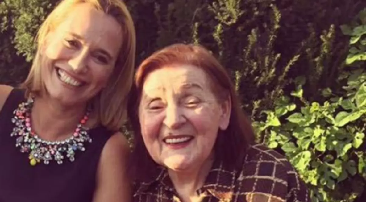 Andreea Esca, în doliu. “Dumnezeu să o odihnească în pace”