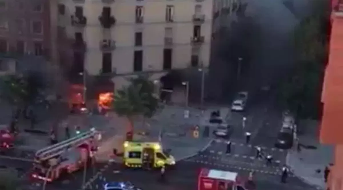 VIDEO | Explozii puternice la o brutărie din Barcelona. Cel puțin 21 de oameni au fost răniți