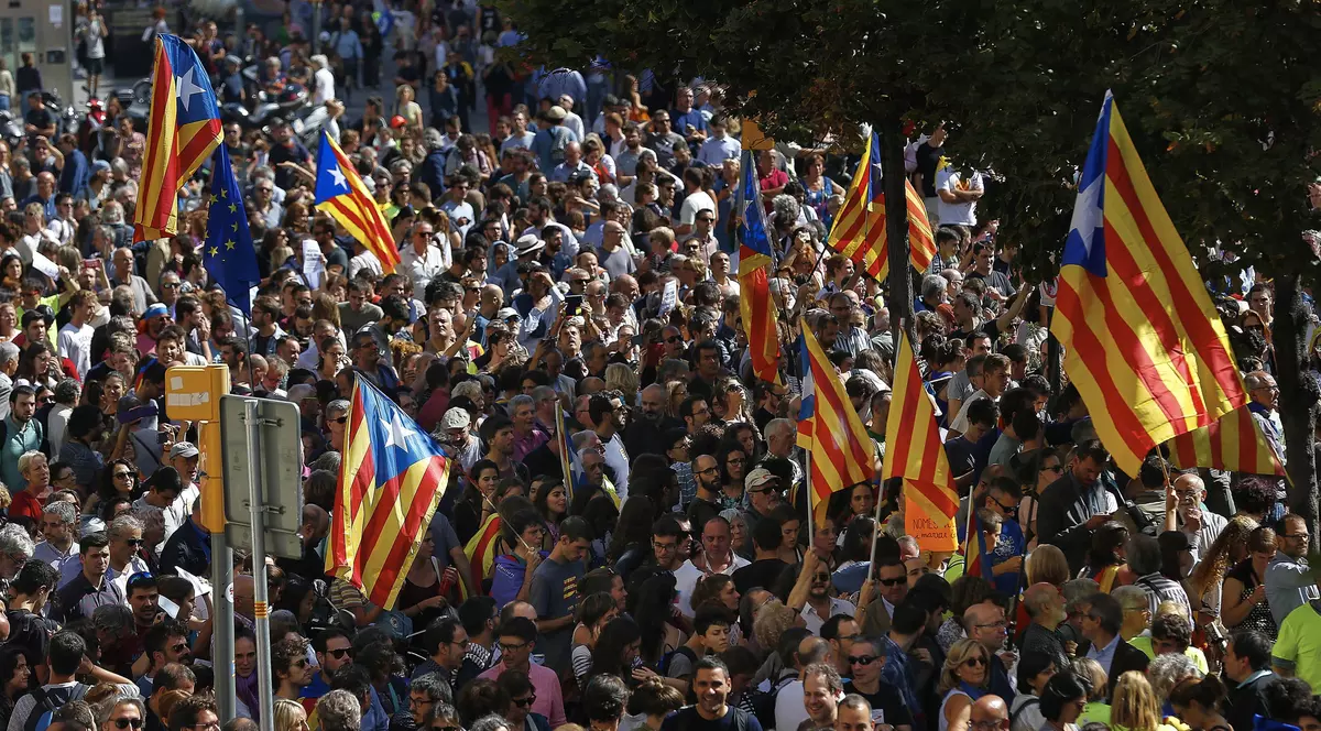 Referendum în Catalonia | Separatiștii anunță că vor deschide "2.315 de secții de vot"