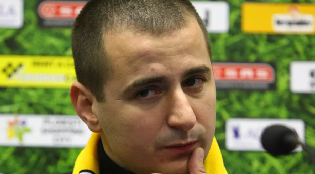Zicu a dat de probleme după ce l-a făcut ”bețiv” pe fostul fundaș dreapta al Braziliei. Maicon: ”N-am auzit niciodată de el, îl dau în judecată”
