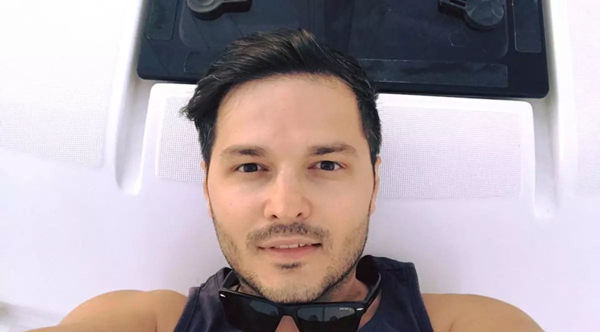 Liviu Vârciu s-a îmbolnăvit și le-a arătat fanilor cum își protejează fetița de răceală. A fost taxat însă imediat