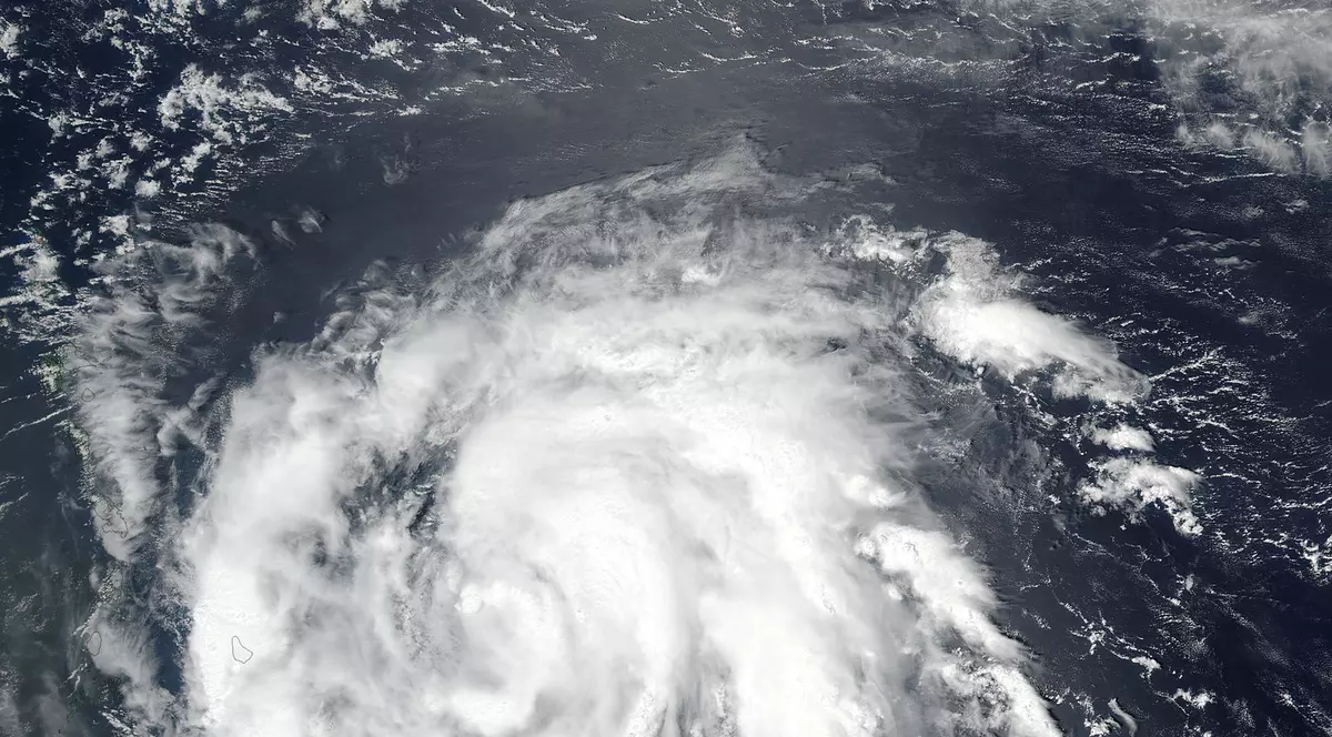 UPDATE | Uraganul Maria, retrogradat după ce a lăsat insula Puerto Rico fără curent electric. Nouă persoane au murit în Caraibe