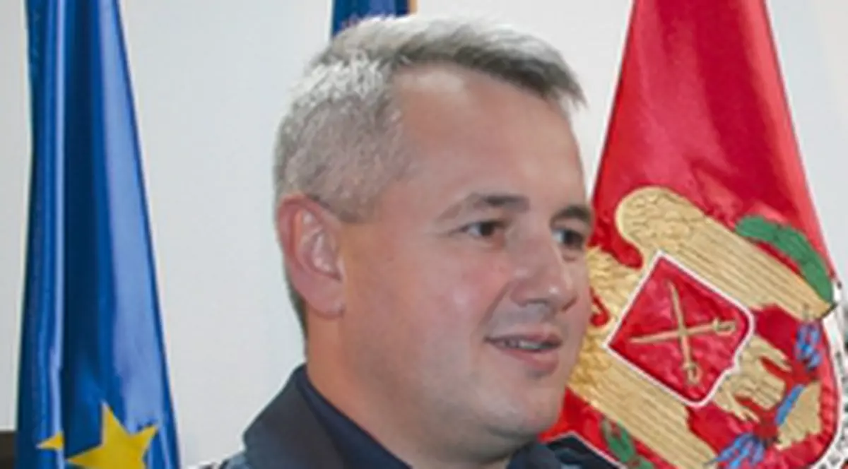 Cu o experiență de peste 20 de ani în poliție, chestorul Nicu Drgoș va fi numit adjunct al Poliției Române. În prezent, el este împuternicit ca șef al Poliției Capitalei.