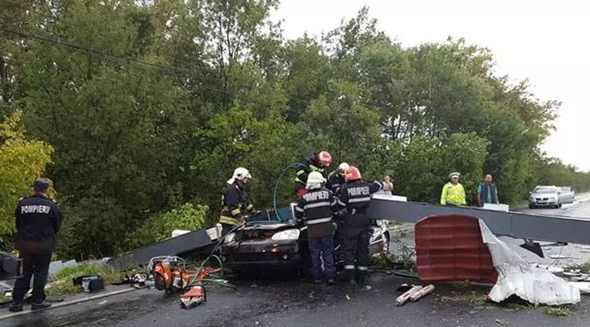 De ce s-a produs furtuna violentă