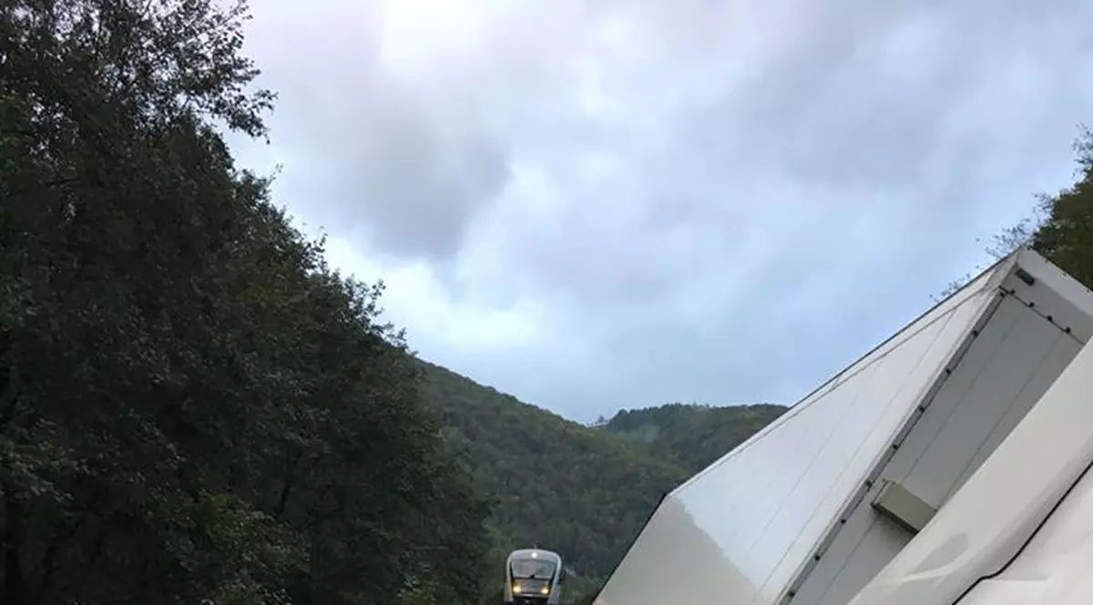 trenul Cluj-Oradea este blocat