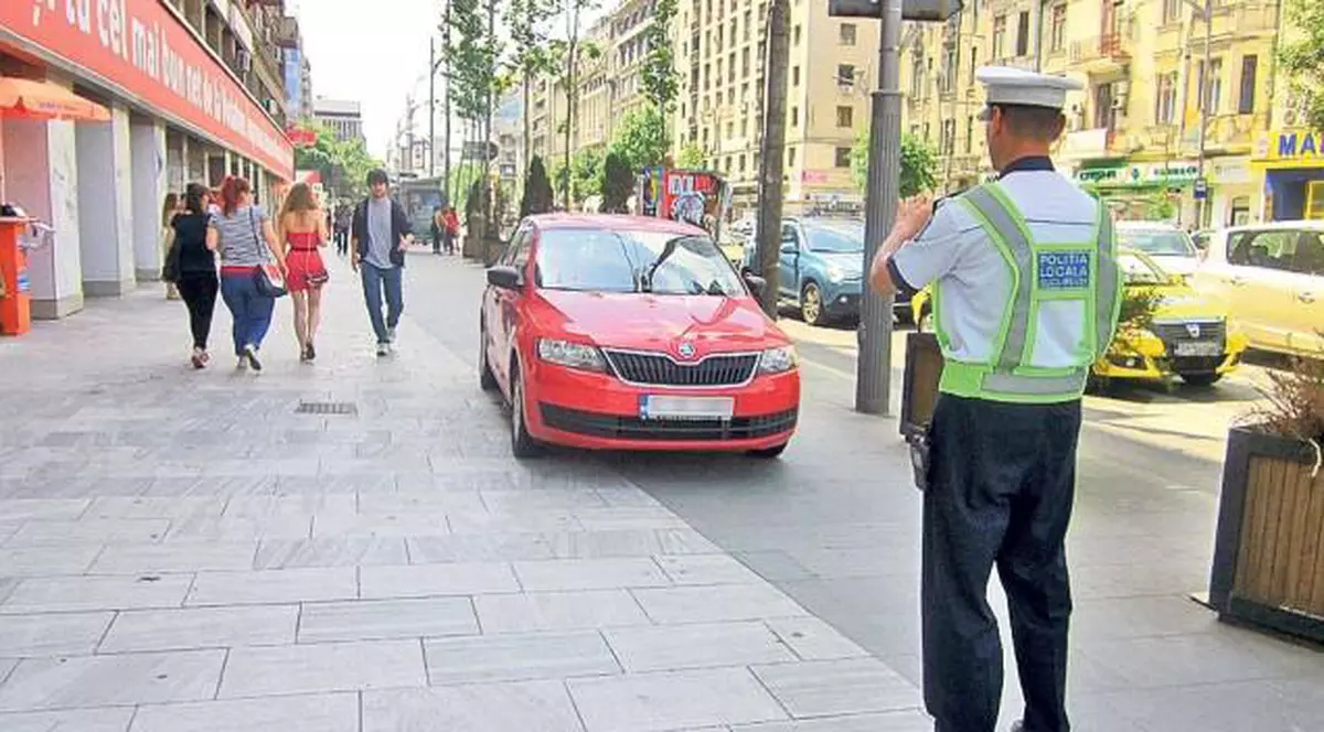 Cât câștigă un polițist în România