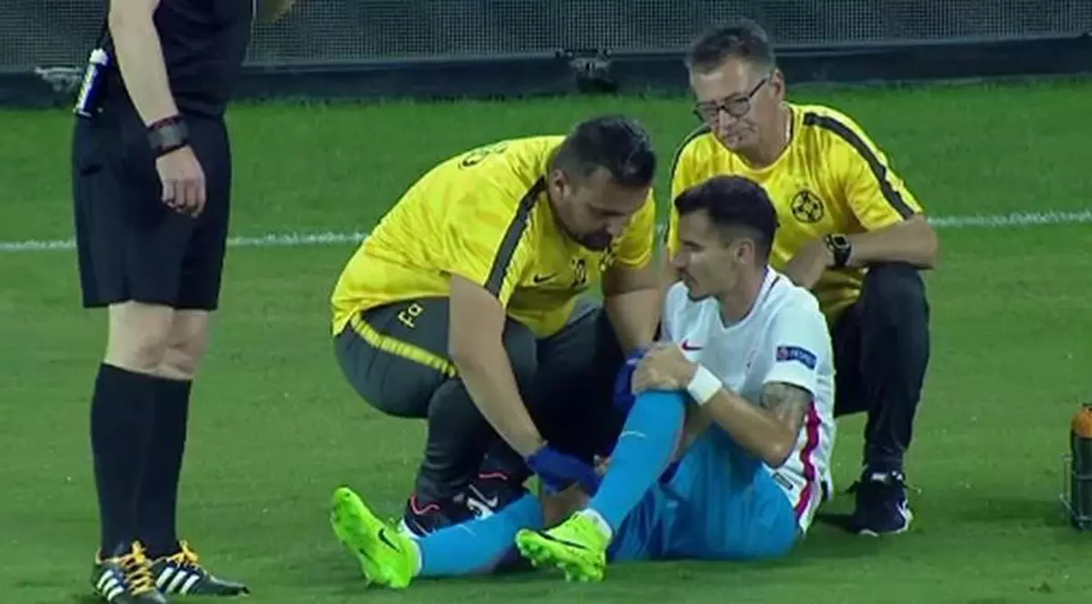 Cât va lipsi Romario Benzar după accidentarea din Liga Europa, de la meciul Hapoel Beer Sheva - FCSB 1-2. Antrenorul Nicolae Dică a făcut anunțul după meci.