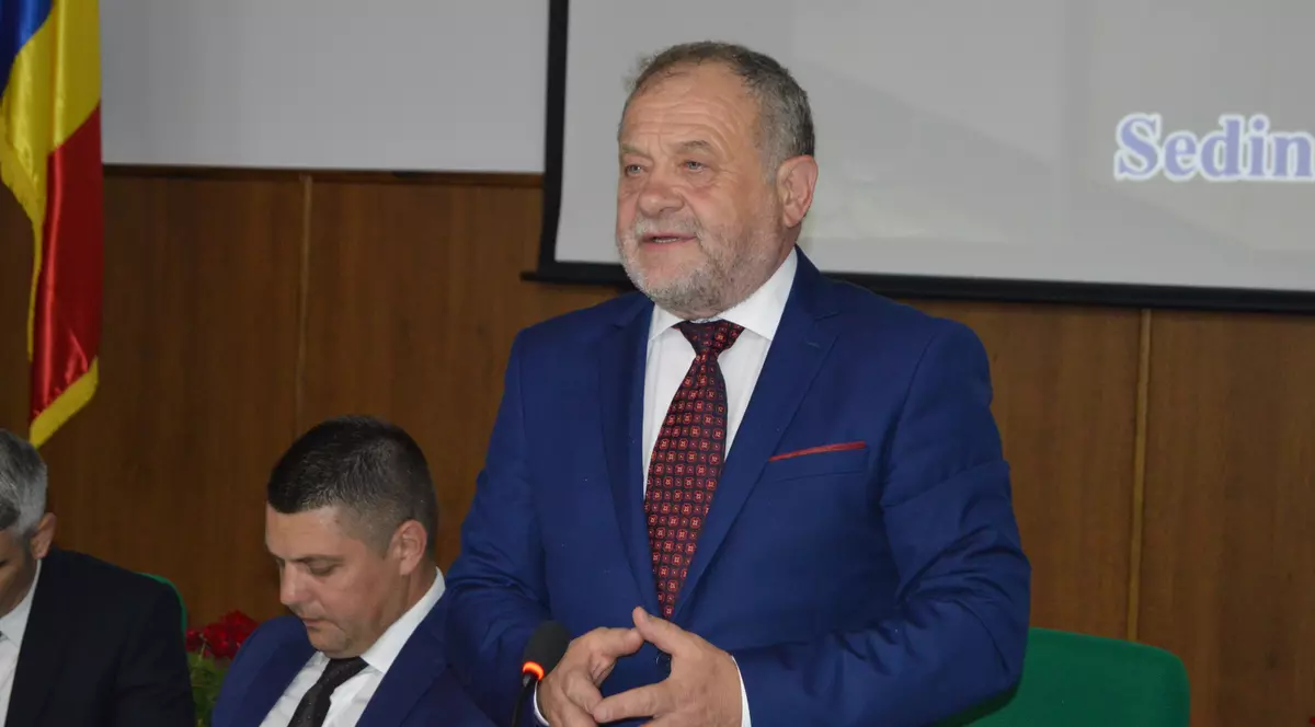 Angajații DGASPC Vaslui, fără salarii, iar autoritățile sunt neputincioase