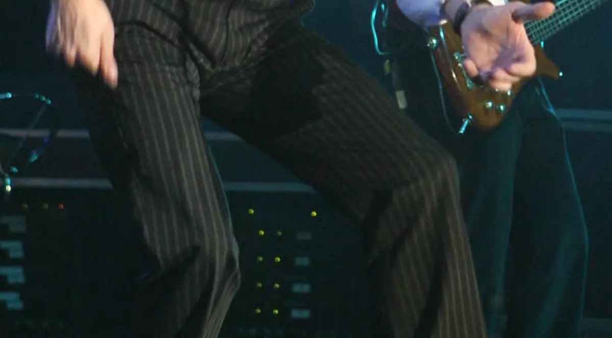 EXCLUSIV/ Ștefan Bănică Jr. abia s-a însurat, dar a plecat cu băieții la munte. S-au închis într-o vilă la Poiana Țapului