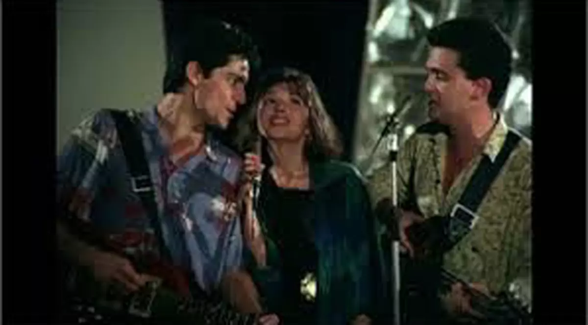 EXCLUSIV/ Îl mai știti pe Adrian, prietenul lui Mihai (Ștefan Bănică Jr) din celebra peliculă „Liceenii”? Dan Cociș a împlinit 49 de ani! Nu mai e actor, ci om de afaceri!