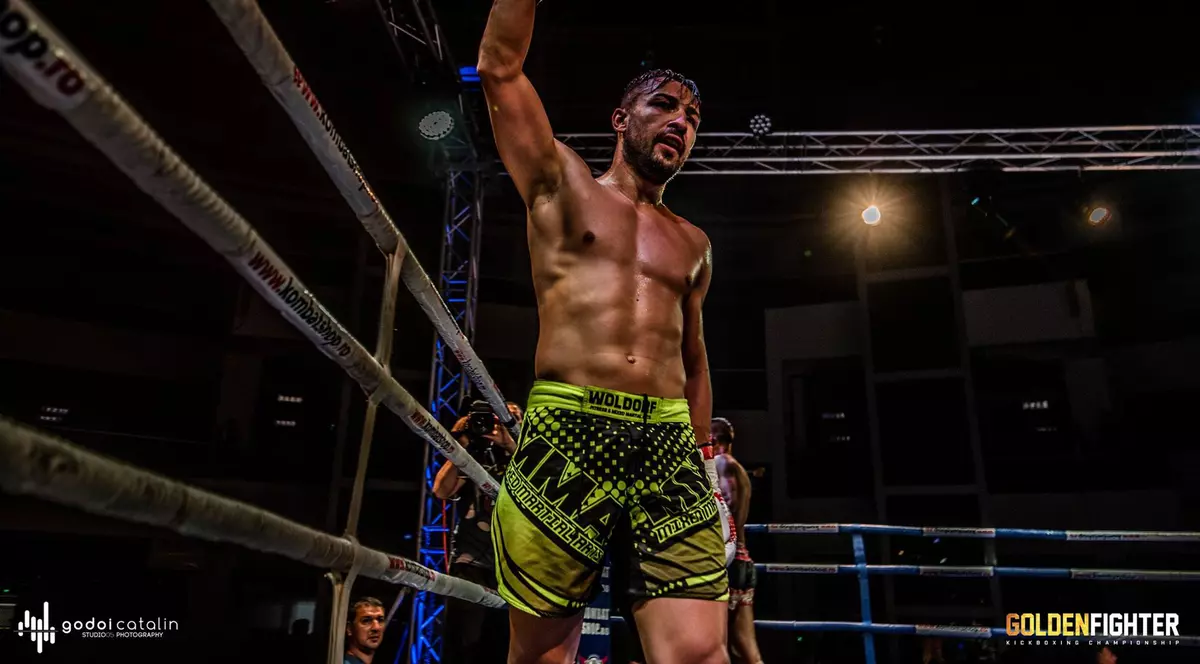 Adrian Mitu, câștigătorul centurii WKU