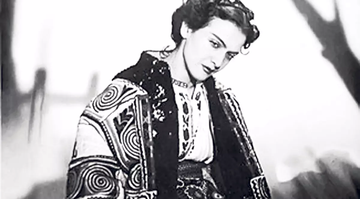 Maria Tănase - șah pe dezbrăcate!