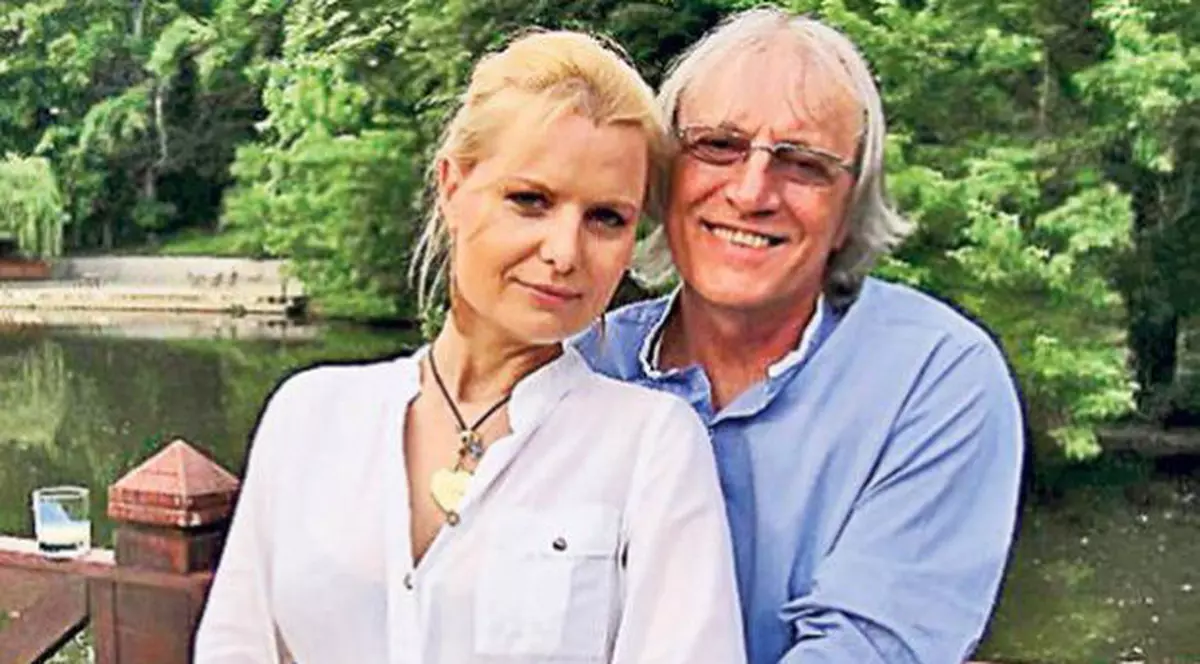 Mihai Constantinescu s-a întors în sala de operații din cauza unei hemoragii. Artistul a suferit o intervenție chirurgicală complicată