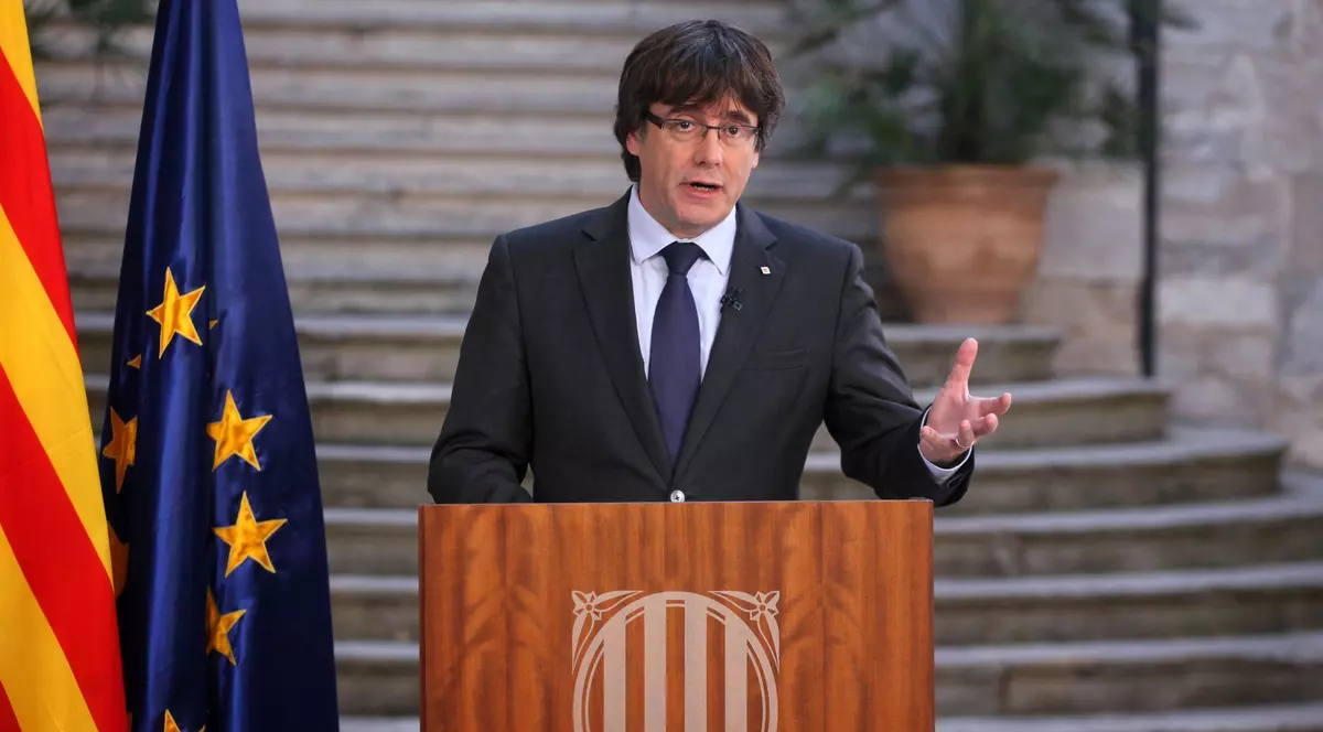 Puigdemont citat să se prezinte în fața instanței spaniole