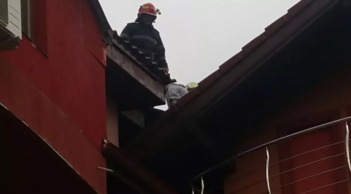 Detalii noi în cazul tânărului găsit mort pe acoperișul unei case din Timișoara