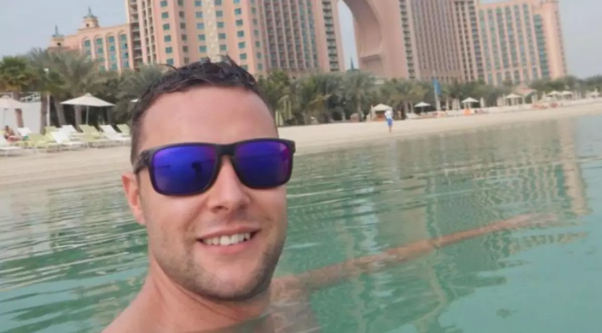 Un britanic a fost arestat în Dubai, după ce a atins din greșeală șoldul altui bărbat