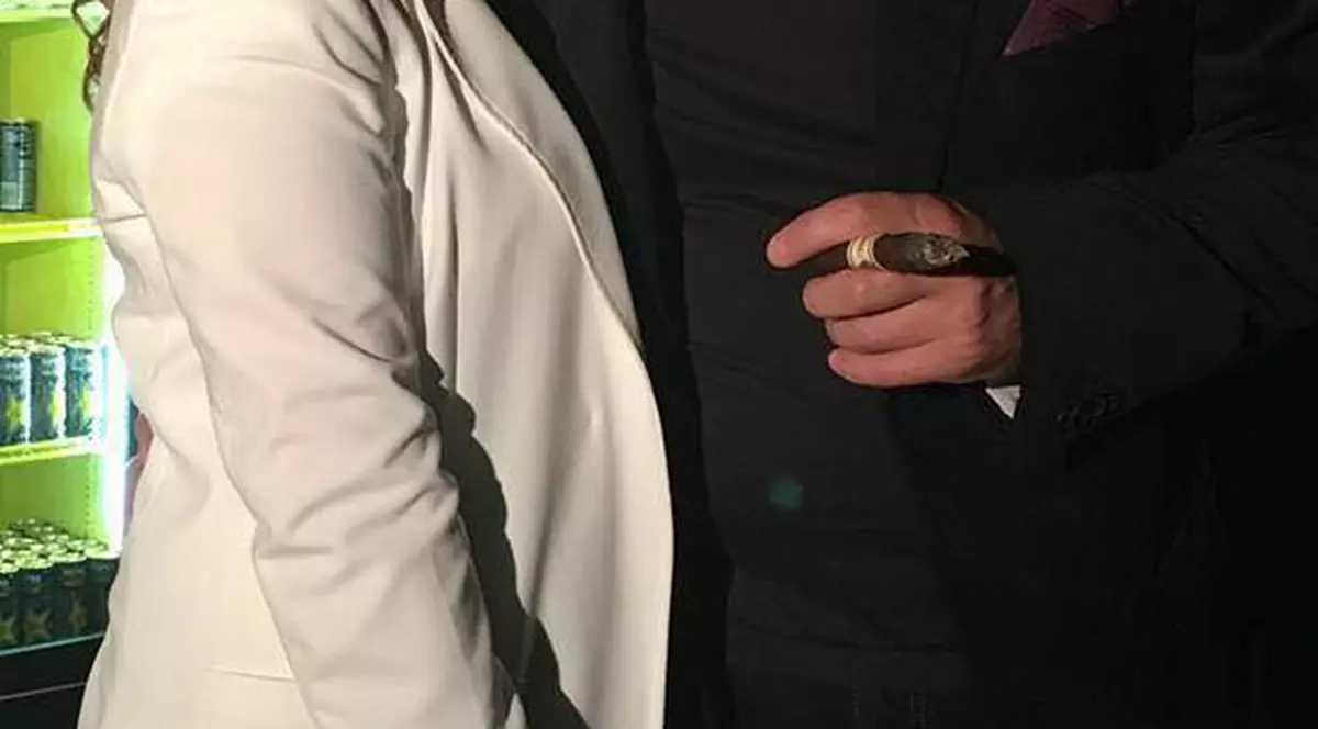 FOTO EXCLUSIV | Vali Crăciunescu, mire. Cum au arătat artistul și soția sa în ziua nunții