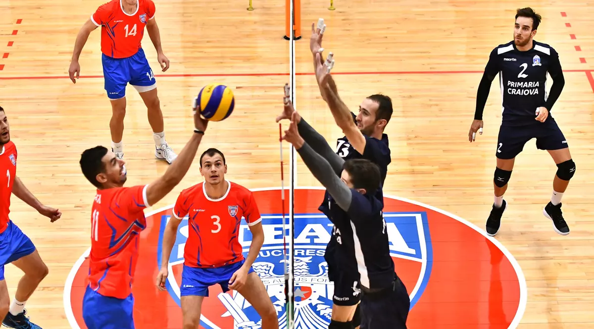 Prima etapă din Divizia A1 la volei masculin. Steaua a surclasat Tricolorul LMV Ploiești, în derby-ul rundei. Arcada, meci epic cu CSM București
