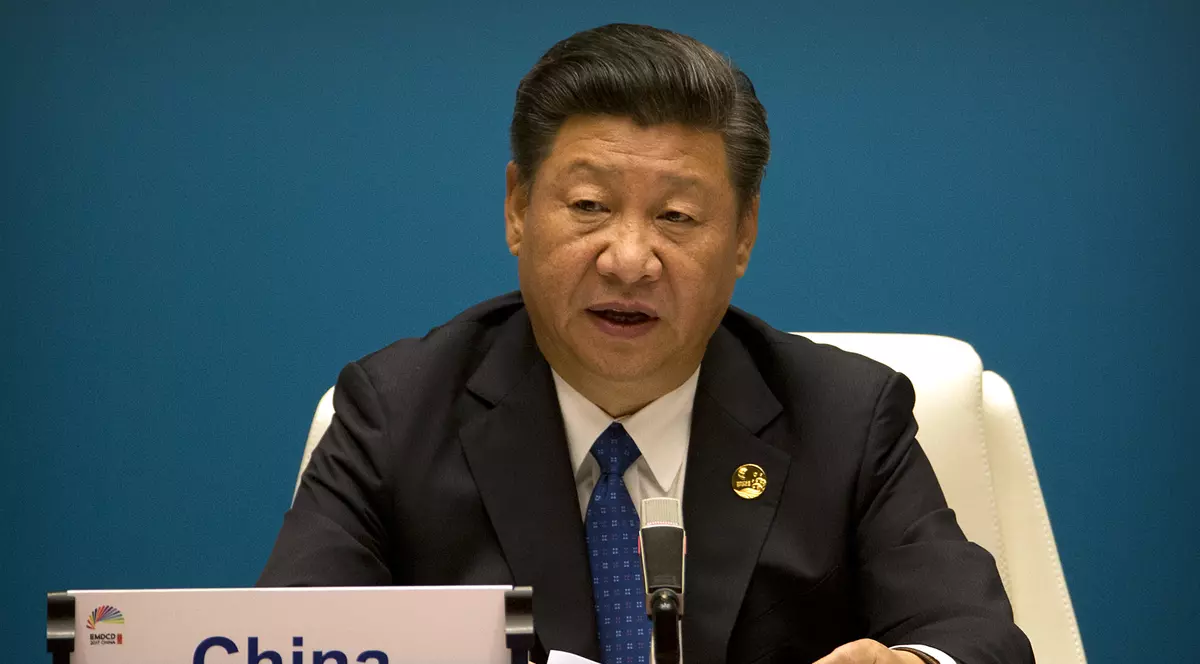 Cine este Xi Jinping