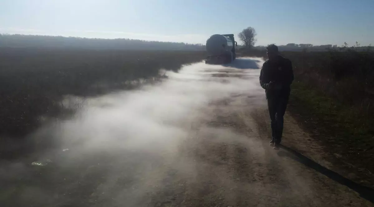 UPDATE. Traficul reluat în zona în care existau scurgeri de gaze din cisternă, în Galați. Oamenii evacuați se pot întoarce în case