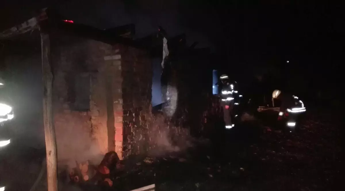 O femeie a murit carbonizată