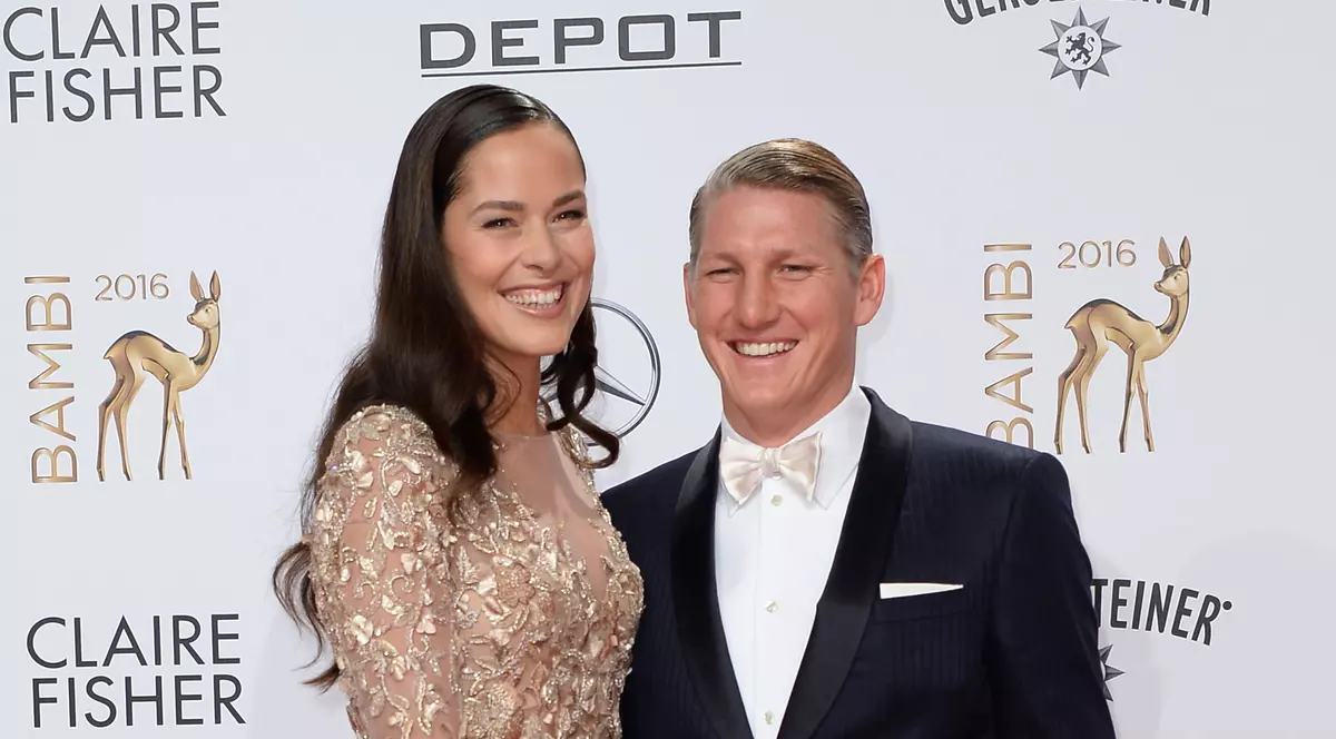 Ana Ivanovic și Bastian Schweinsteiger, la un eveniment. (FOTO: EPA)