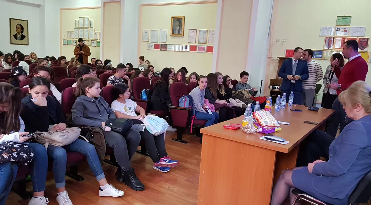 Dulciuri și sucuri expirate, o problemă pentru copii