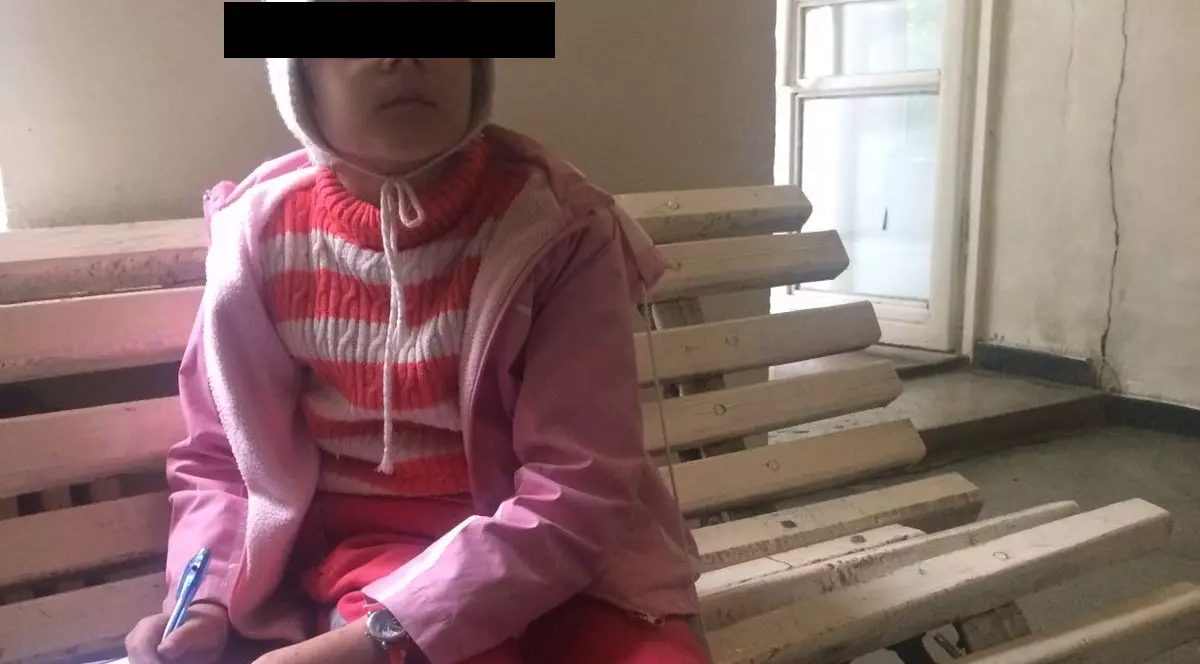 Doi părinți din Iași refuză să-și opereze fetița bolnavă de cancer