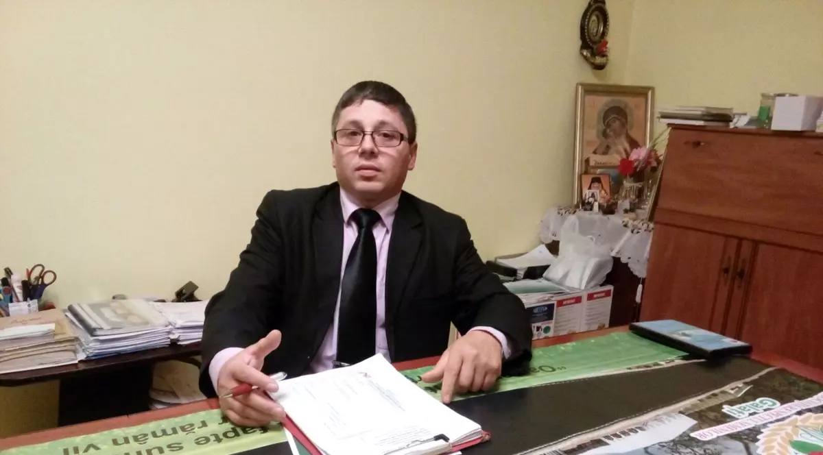 Povestea unui bărbat din Galați: A stat la orfelinat, a dormit pe străzi şi a cerşit prin trenuri