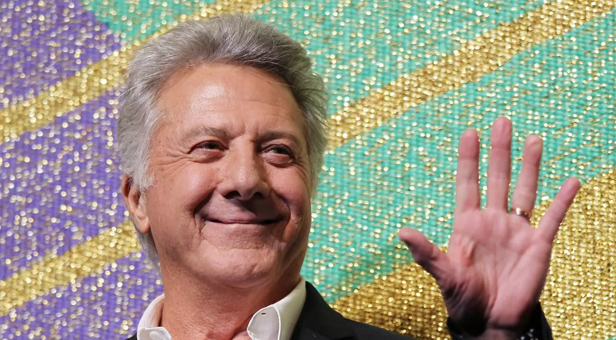 Dustin Hoffman, acuzat de agresiune sexuală. Lista starurilor de la Hollywood acuzate de hărțuire crește pe zi ce trece