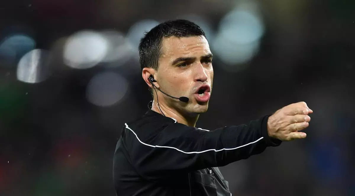 Ovidiu Hațegan va arbitra derby-ul FCSB - Dinamo. Arădeanul e într-o scădere mare de formă